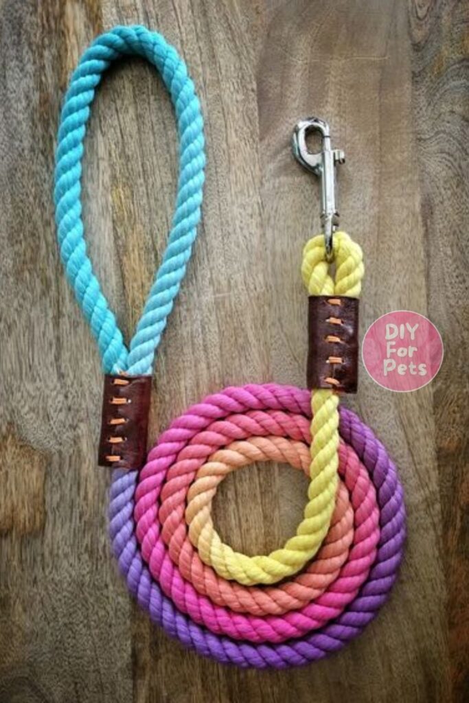 Rope Leash with Knot Detailing